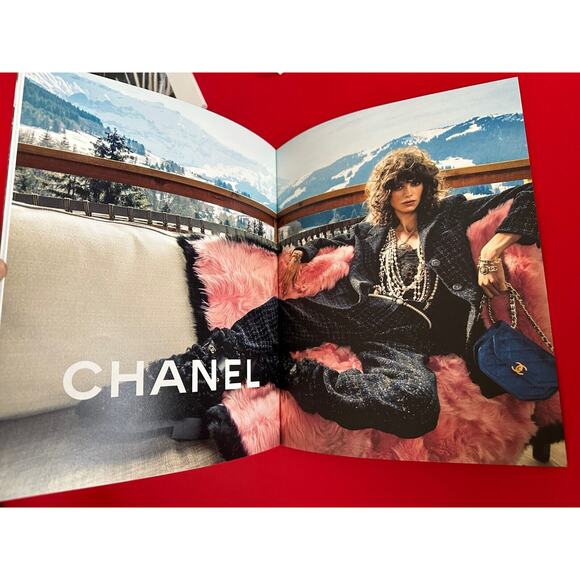 Chanel Louis Vuitton Gucci Fashion Magazines Books Various Collections - Picture 14 of 16